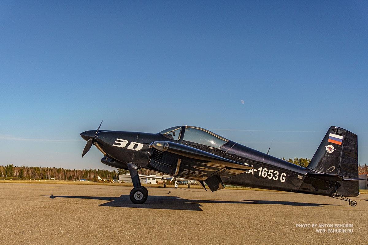 RV-7 Van's Aircraft на аэродроме Новинки. Фото Антон Ешурин