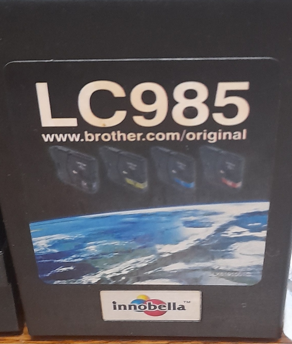 Покупать заправленные картриджи дороже,нежели купить краску для принтера.краску купил на маркетплейсе за 500±₽