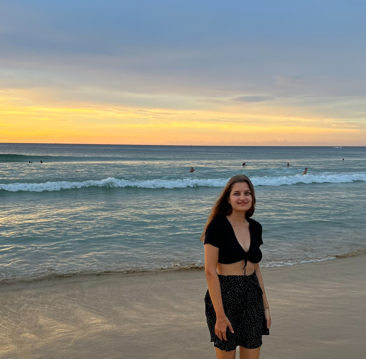 закат на пляже Карон