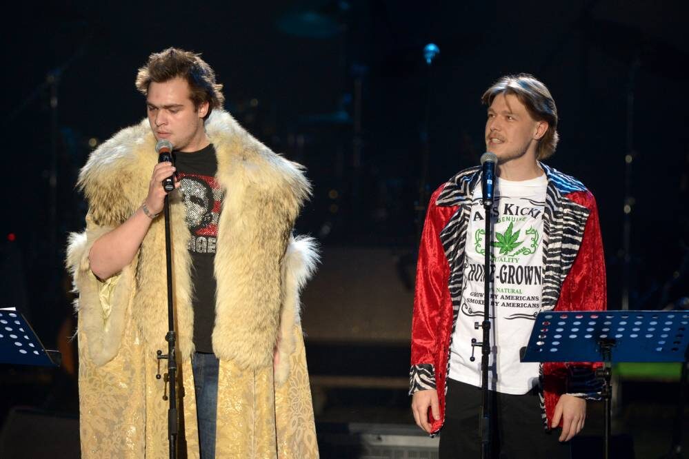    Никита (справа) и Николай Ефремовы. Фото:  РИА Новости/ Григорий Сысоев.