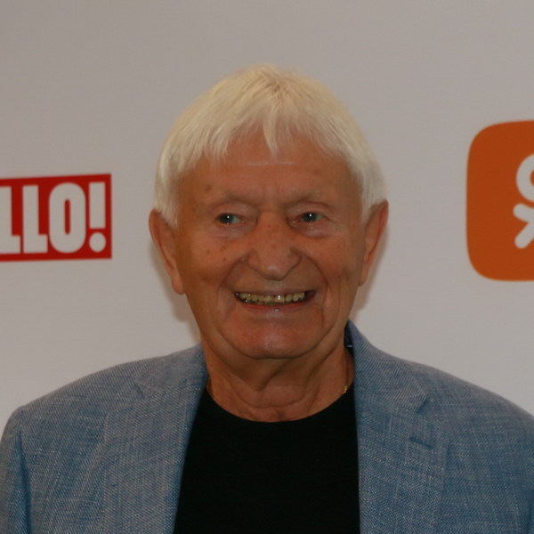     Николай Агутин отметит 90-летие на сцене