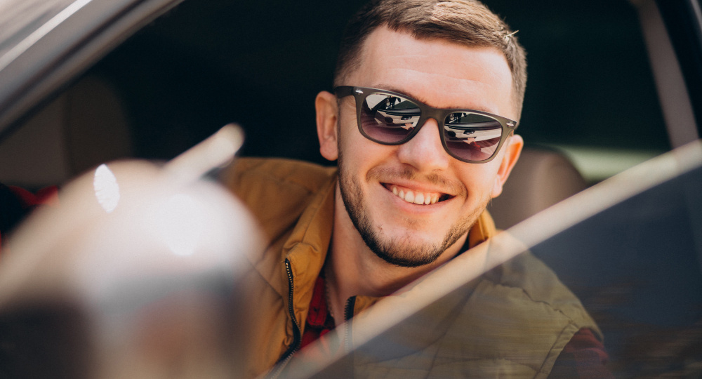 Очки для водителей: гид по выбору линз для дня и ночи