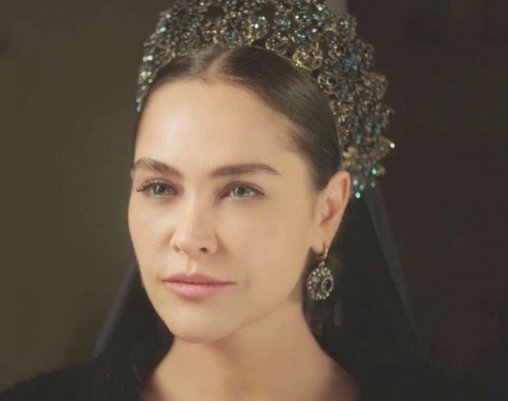                                Сафие Султан