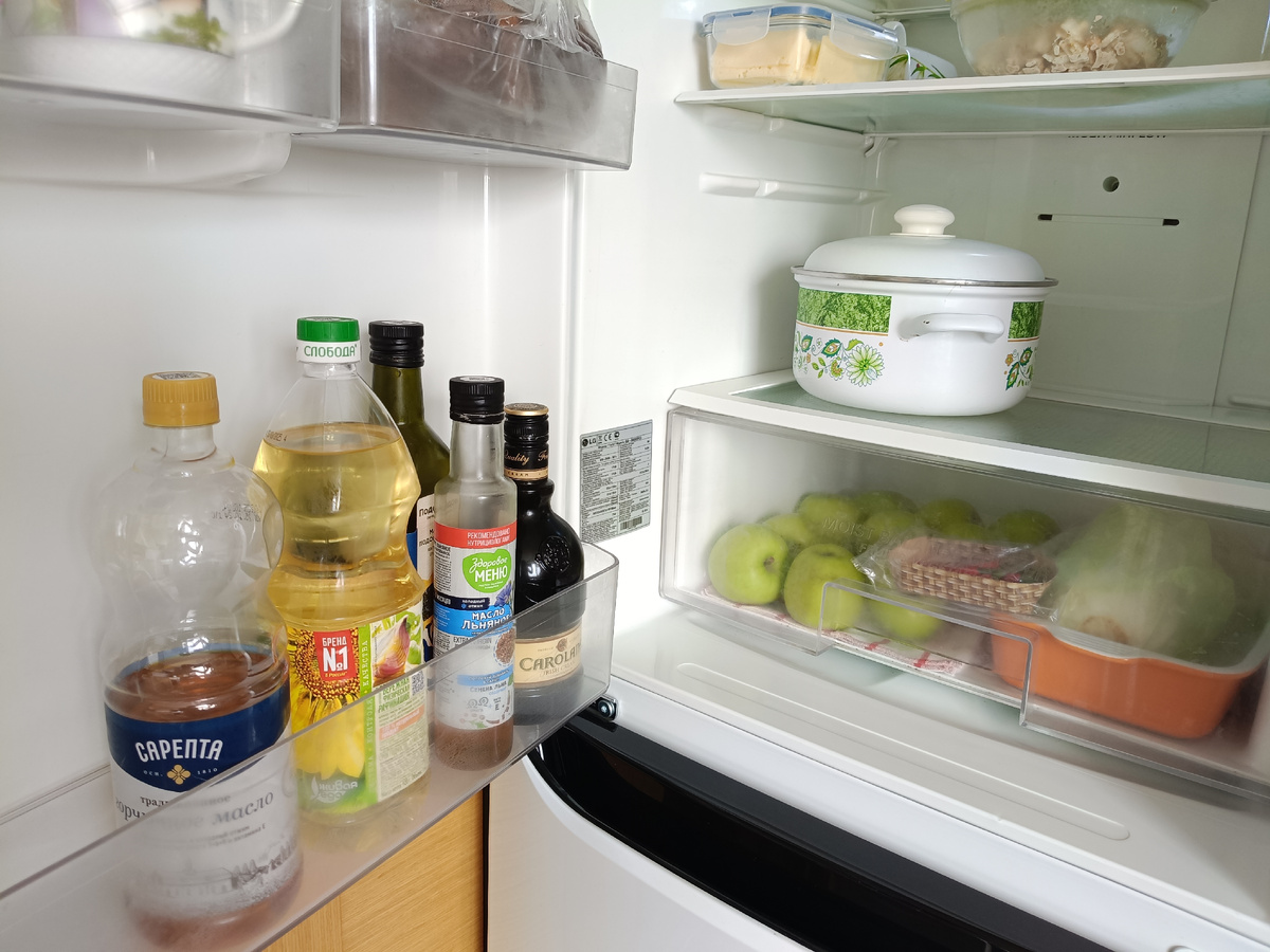 В холодильнике всегда есть пустое место. Ничего лишнего никогда не стоит.