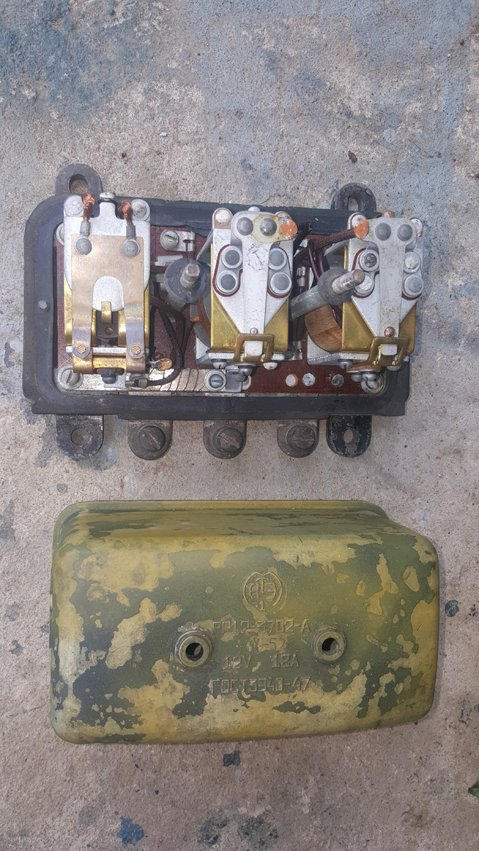 Реле-регулятор ЗИС-5