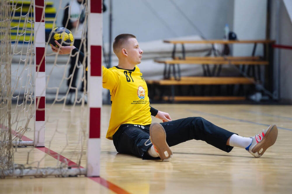    Александр Попов в первом тайме отразил 22% бросков