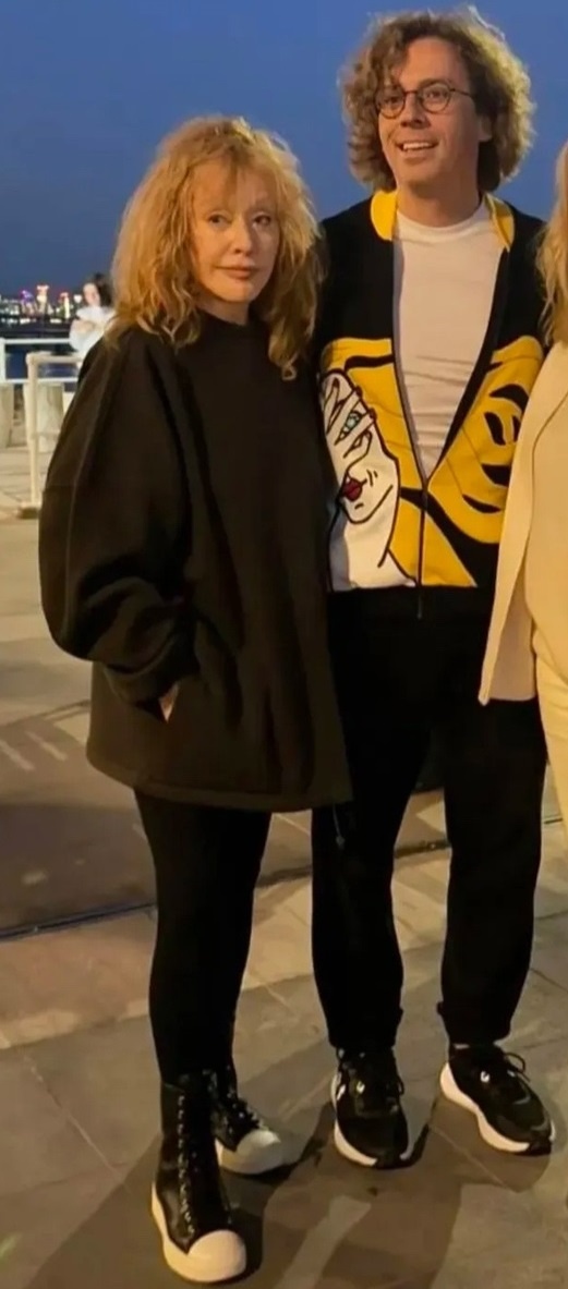 Максим Галкин продолжает гастролировать, только уже заграницей. Фото: социальные сети.