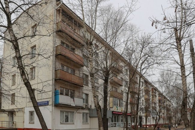    Минстрой сообщил о количестве россиян, проживающих в аварийных домах