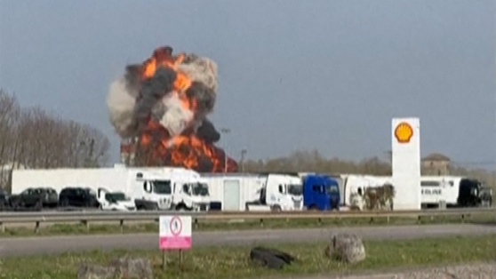    Два военных самолета столкнулись на востоке Франции ©Caroline THOMASSIN / AFP / EastNews