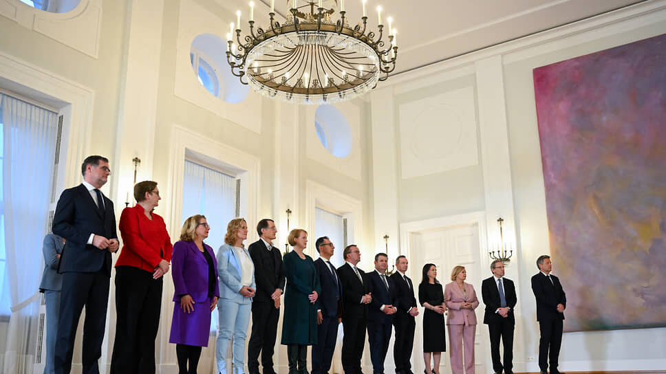 Церемония вручения увольнительных грамот в президентском дворце в Берлине.📷Фото: Annegret Hilse / Reuters