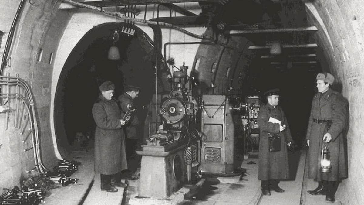 Германский завод 1945