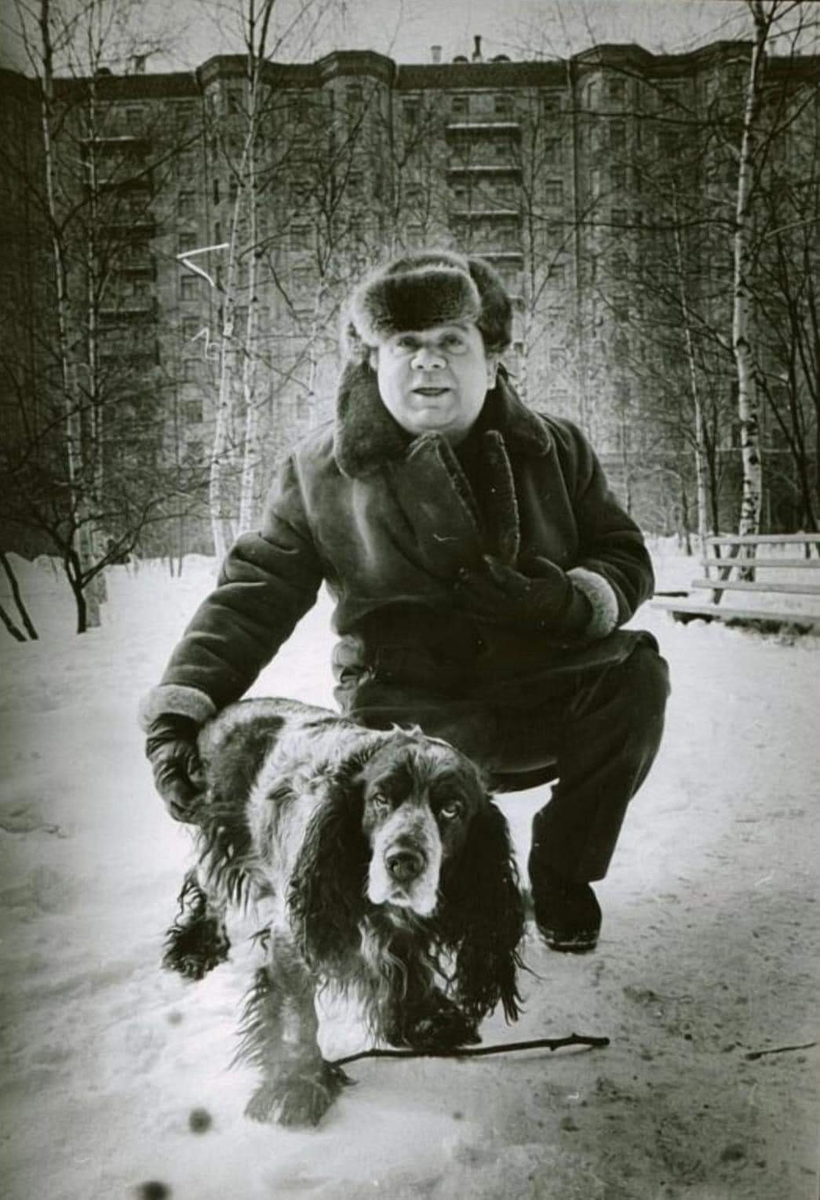 Найдено в ВК. Леонов и спаниэль Тимошка