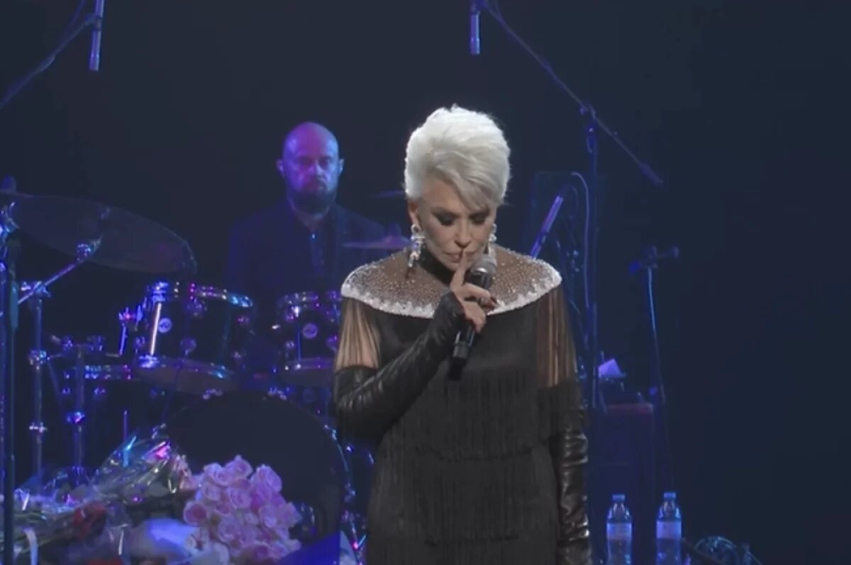    Ирина Понаровская.