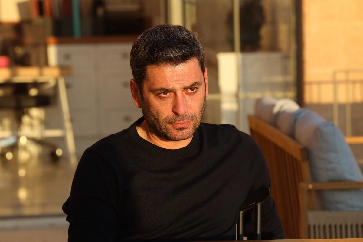 Кадр из сериала "Далёкий город". Картинка из Интернета.