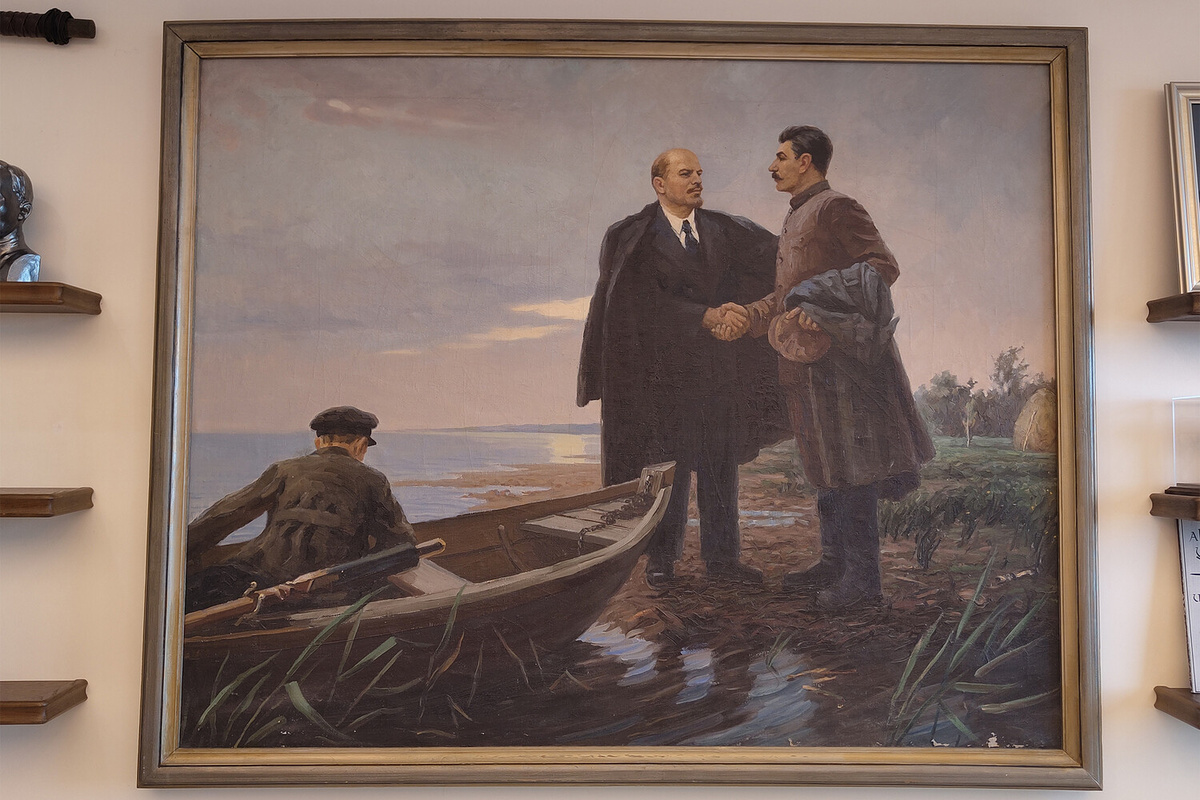 Советская эстетика в приемной губернатора Вологодской области Георгия Филимонова    📷