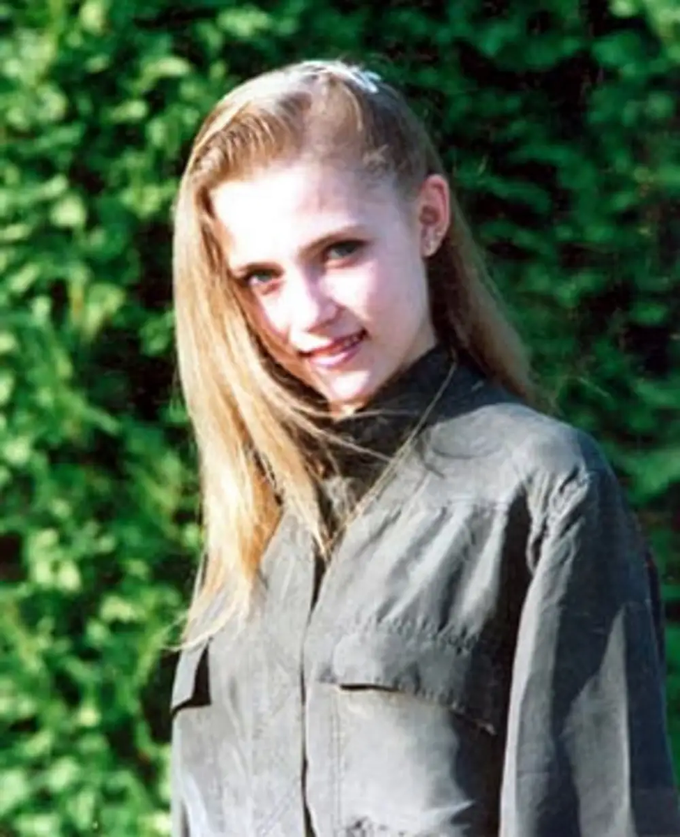 Всё началось 15 апреля 1972 года, когда в красивом сибирском городе Иркутске на свет появилась девочка, чья жизнь обещала быть особенной. 