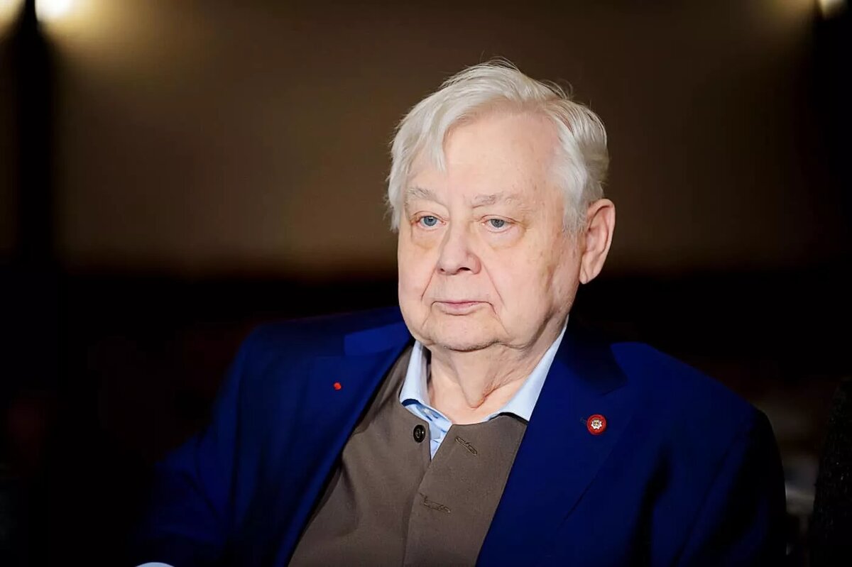 Оле́г Па́влович Табако́в — советский и российский актёр и режиссёр театра и кино