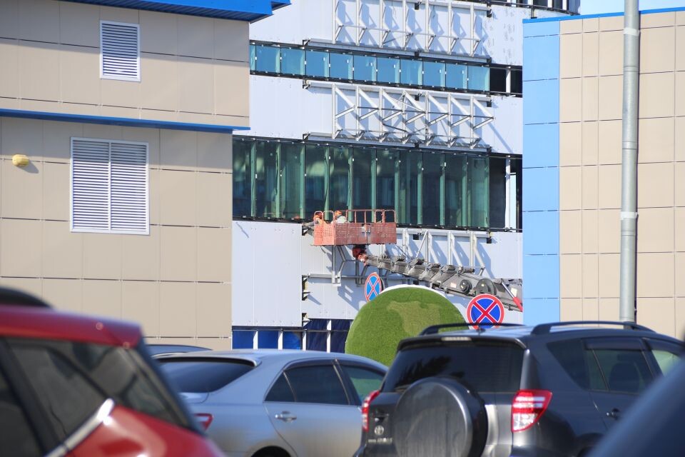    Строительство нового аэровокзального комплекса в Барнауле. 20 марта 2025 года. Источник: Виталий Барабаш