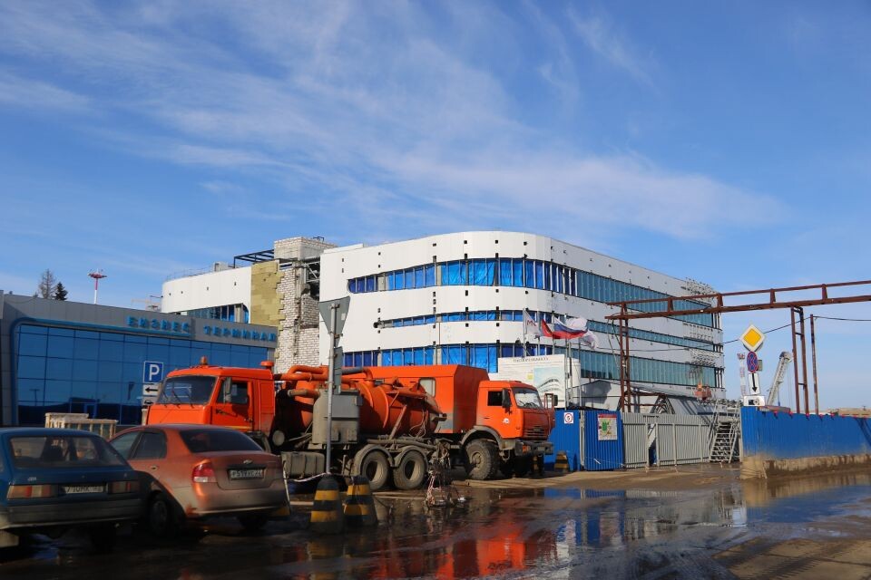    Строительство нового аэровокзального комплекса в Барнауле. 20 марта 2025 года. Источник: Виталий Барабаш