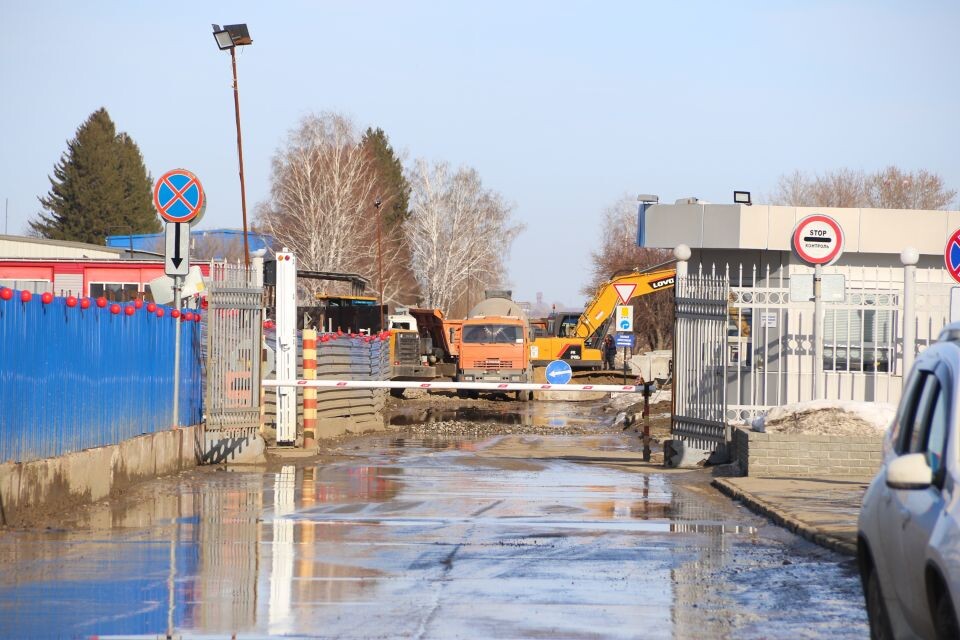    Строительство нового аэровокзального комплекса в Барнауле. 20 марта 2025 года. Источник: Виталий Барабаш