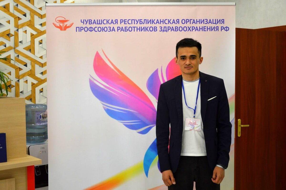 Мамурджон стал первым врачом в своей семье.  Фото: Фото предоставлено героем публикации