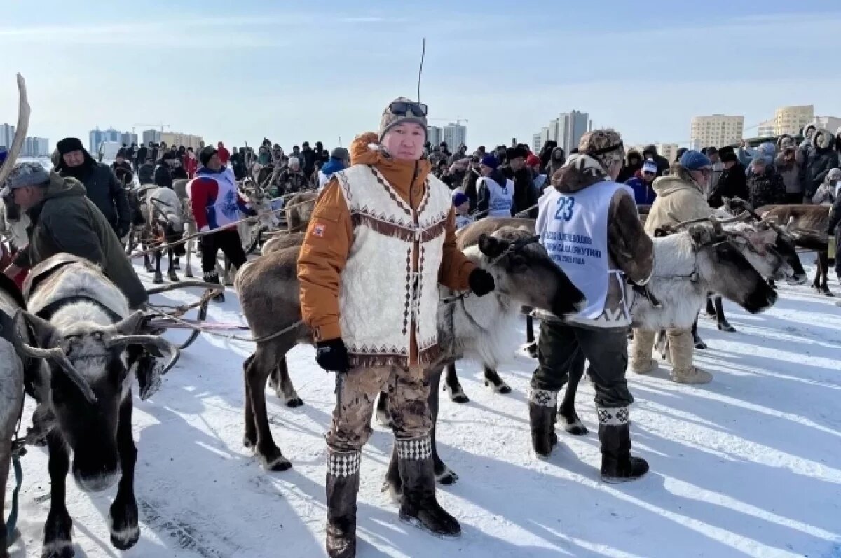    Владимир поддержал команду земляков на IV Съезде оленеводов Якутии.