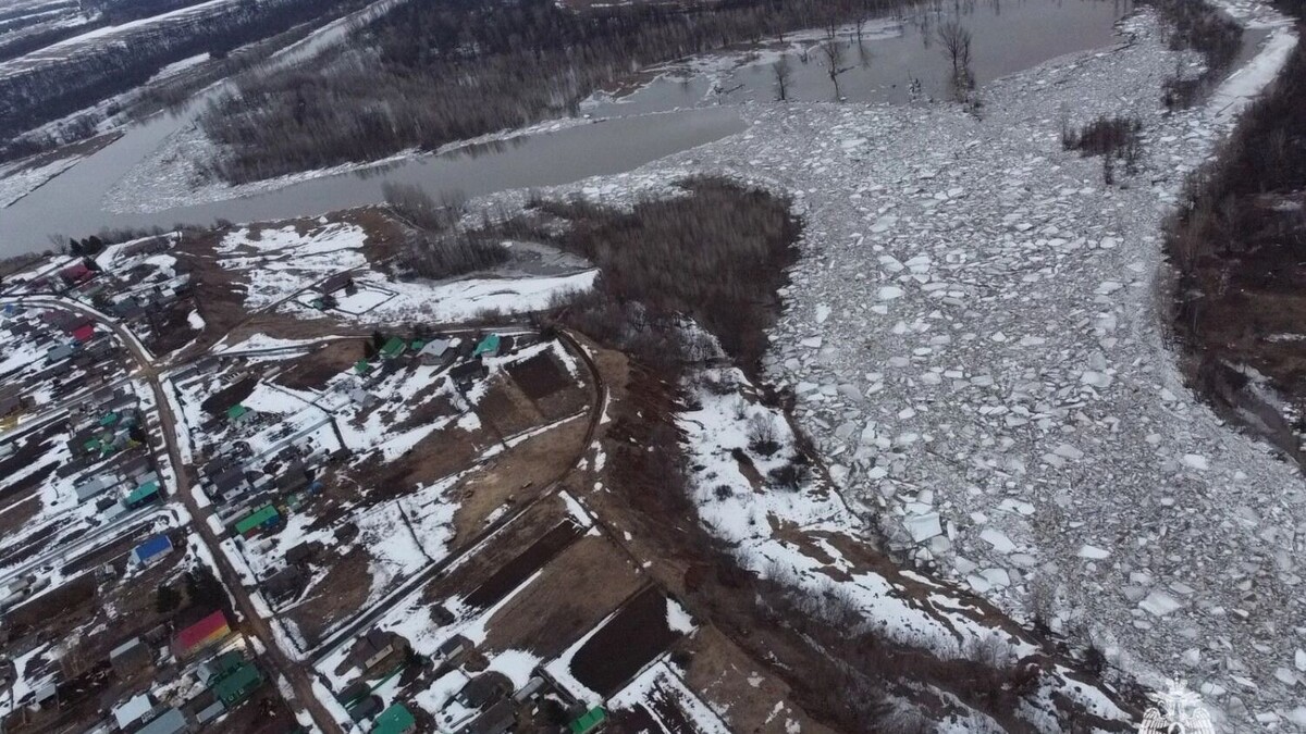     Источник: Пресс-служба МЧС России по РБ