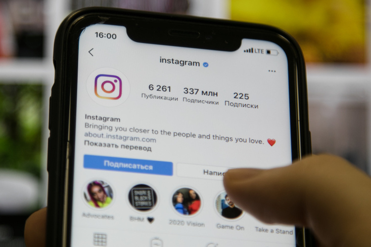    Доходы блогеров с аудиторией свыше 800 тыс. человек в «Инстаграме»* за год увеличились на 20%. А пятерка крупнейших блогеров за 11 месяцев 2024 года заработала 130,5 млн рублей — на 21 млн больше, чем за аналогичный период 2023 года.   
Фото: «БИЗНЕС Online»