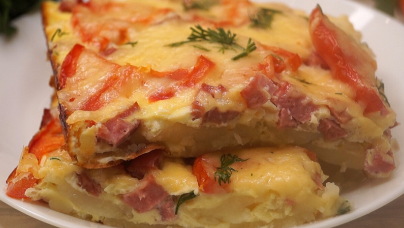 Ужин по-быстрому "Хочу добавки" Картофельная запеканка в стиле пиццы выручит, когда хочется вкусненького, а времени на готовку нет...