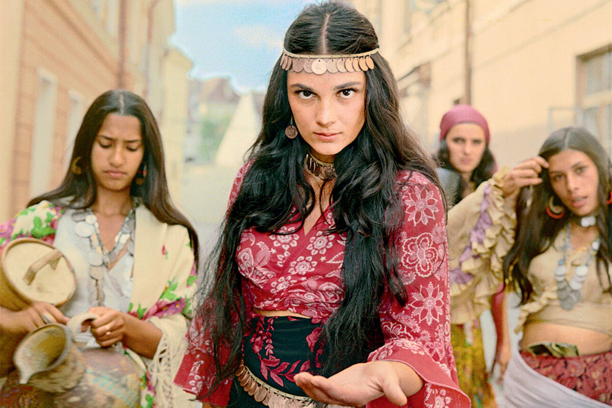    Светлана Тома в фильме «Табор уходит в небо». 1976 г. Мосфильм-инфо/Legion-media