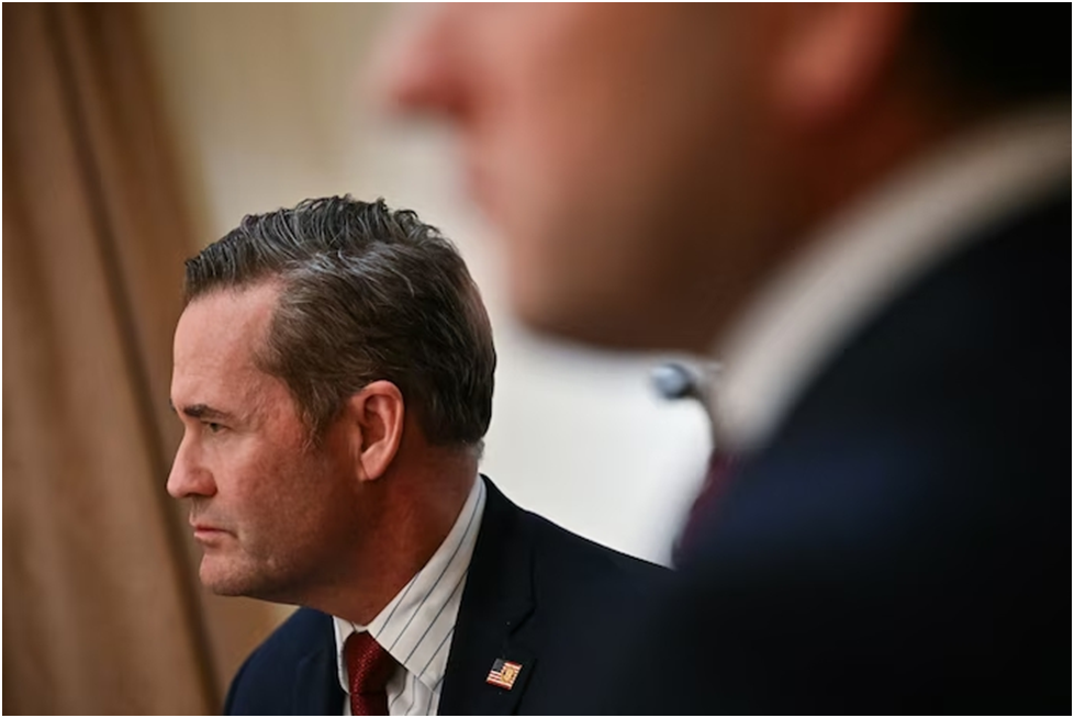 Советник по национальной безопасности Майк Уолтц в Белом доме во вторник. (Мандел Нган/AFP/Getty Images)