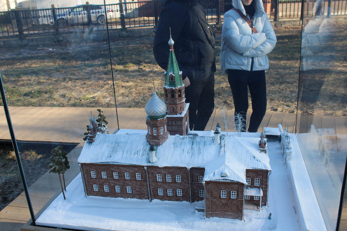 Макет каменной часовнм Успения Пресвятой Богородицы. Фото автора