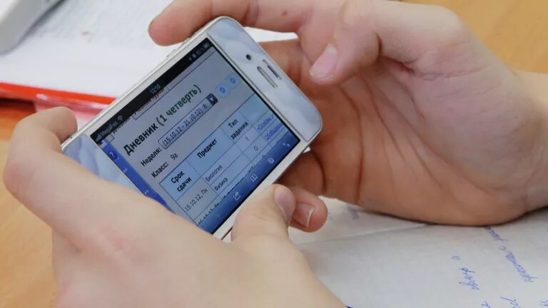    Большинство родителей Оренбурга поддерживают возвращение отметок за поведение в школах Белов Михаил Александрович