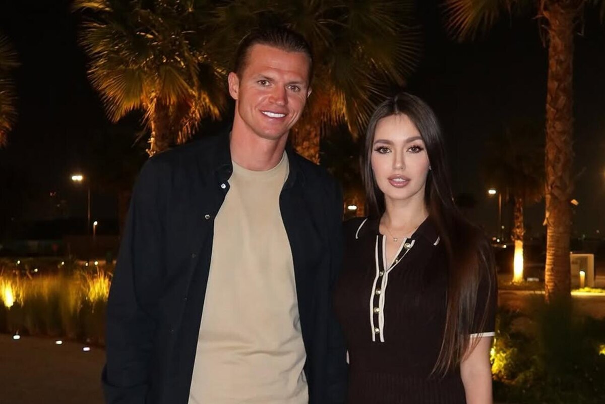    Анастасия Костенко и Дмитрий Тарасов Социальные сети