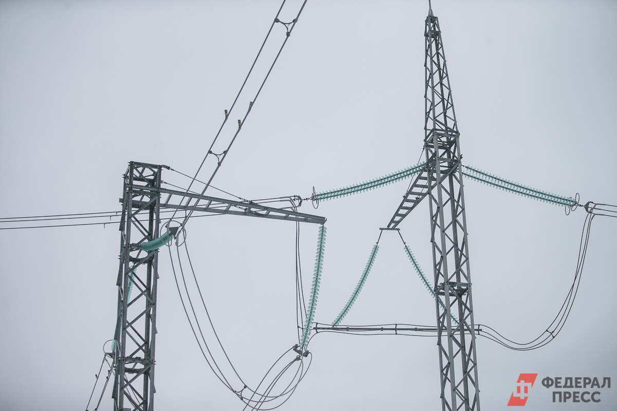 Жители столкнулись с перебоями в работе коммунальных служб, мобильной связи и пробками на дорогах из-за неработающих светофоров.  Фото: Фото: ФедералПресс / Евгений Поторочин