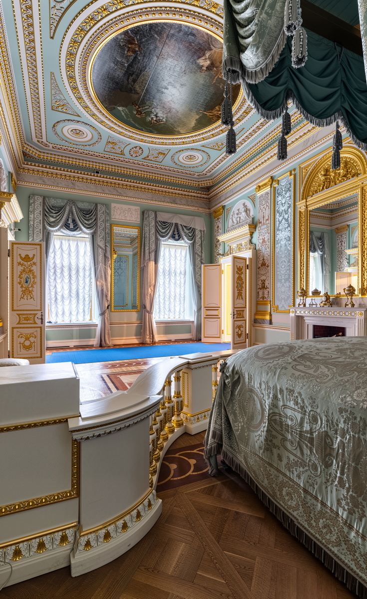 Гатчинский дворец. Парадная опочивальня. Фото Андрей Белимов-Гущин. 2021 год.