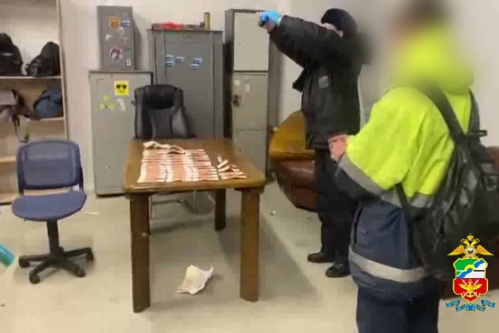    Скриншот из видео транспортной полиции
