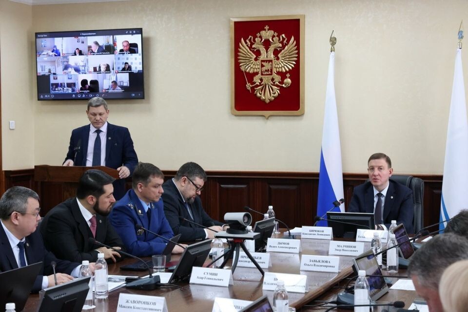    Заседание правительства Республики Алтай. Источник: altai-republic.ru