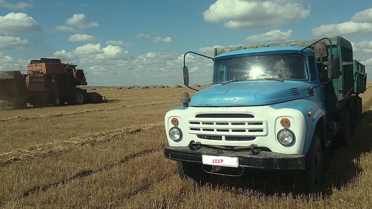 ЗиЛ 130 седельный тягач