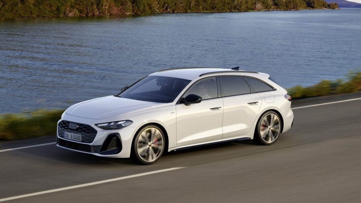    Audi A5 Avant e-hybrid quattro. Фото Audi