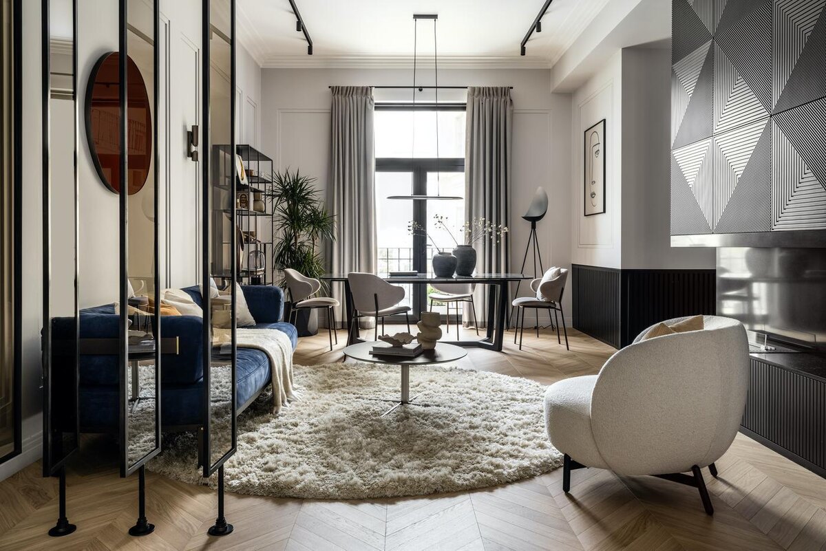 Современный интерьер с историческим антуражем в одной из сталинских квартир в доме 1952 года постройки. предоставлено героиней материал