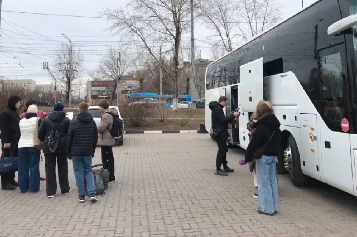    Первая группа школьников с Белгородчины отправилась в Тульскую область