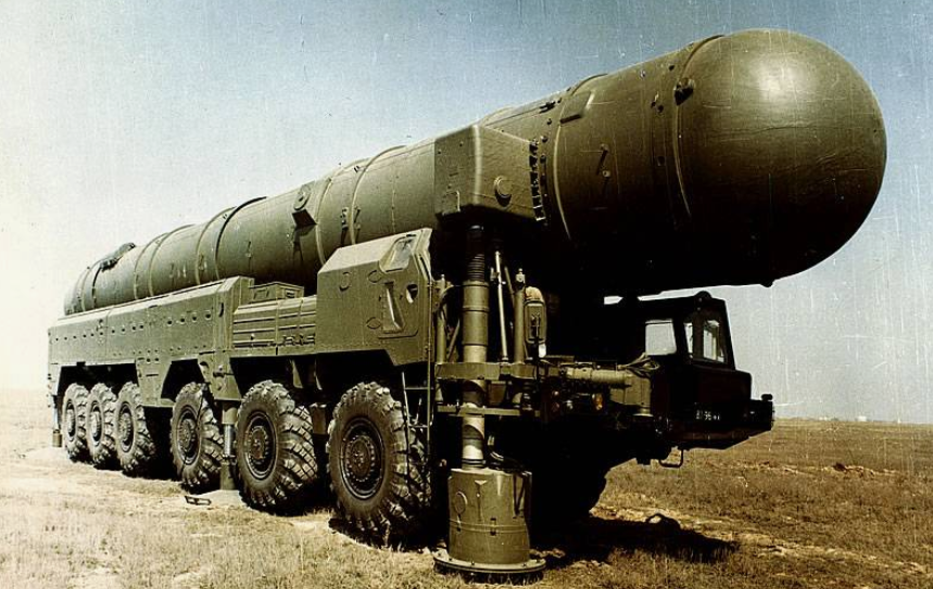 Зловещее название СС-20 было для Европы даже страшнее, чем для советских граждан "Першинг-2".  РСД-10 по всем параметрам, кроме точности, превосходил американскую ракету в разы. Фото архив МО РФ