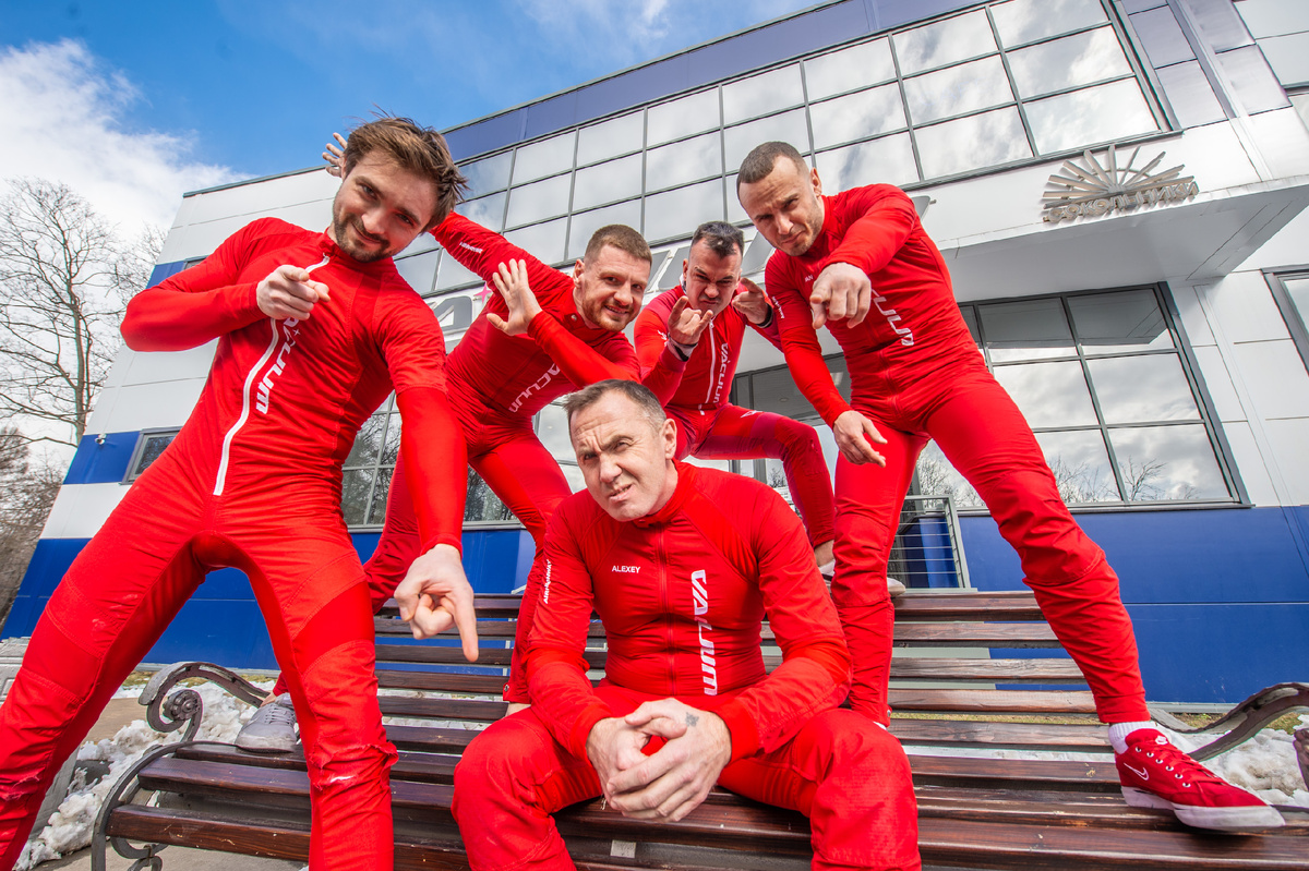 Инструкторский состав аэротрубы Vacuum