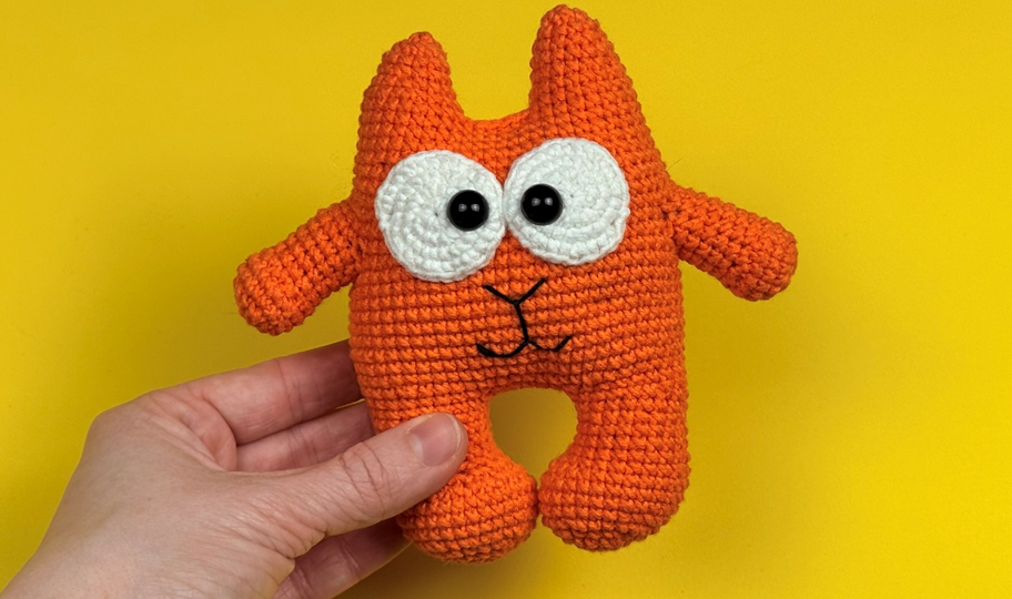 Мастер-класс по вязанию крючком "Котейка"