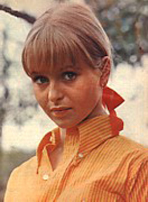 Лиза, блондинка со взглядом Бэмби. Фото https://www.kino-teatr.ru.