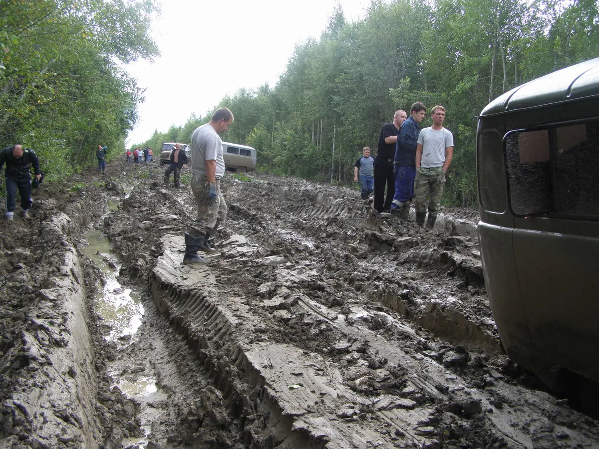 "Дорога" Парбиг—Кедровый (Фото: https://news.drom.ru/70631.html)