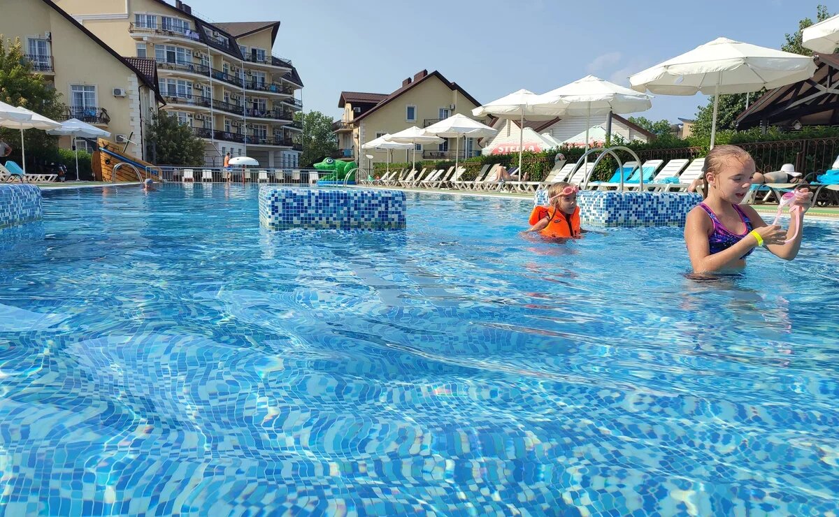    Сколько стоит отдых «все включено» в отелях 4* и 5* Краснодарского края