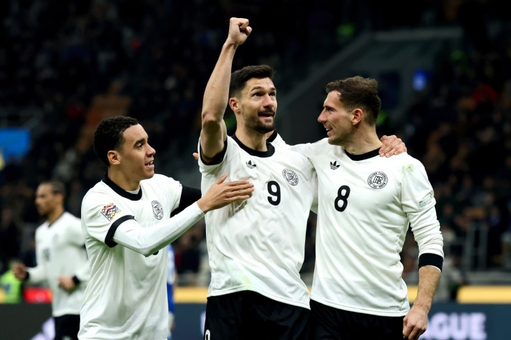 Тим Кляйндинст празднует забитый гол в вотора сборной Италии (Италия - Германия 1:2), Getty Images