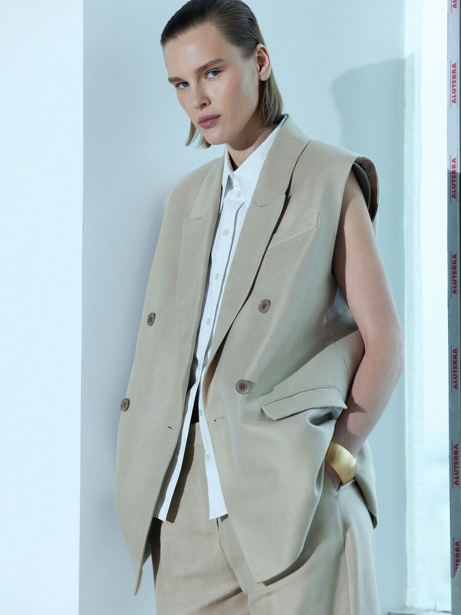 Жилет, 19 990 рублей smirnov  📷
